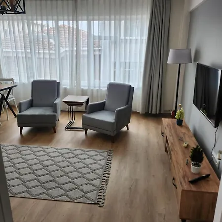 Fully Renovated 아파트