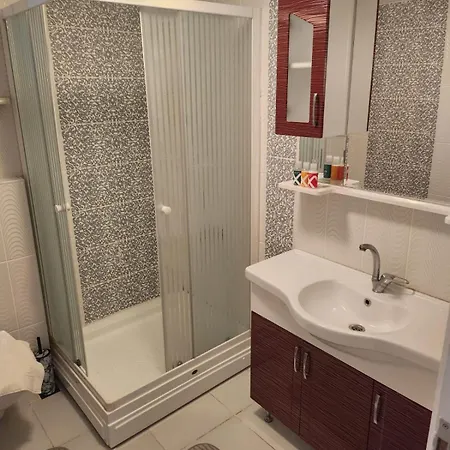 Apartment Kadikoy Merkezi Konumda